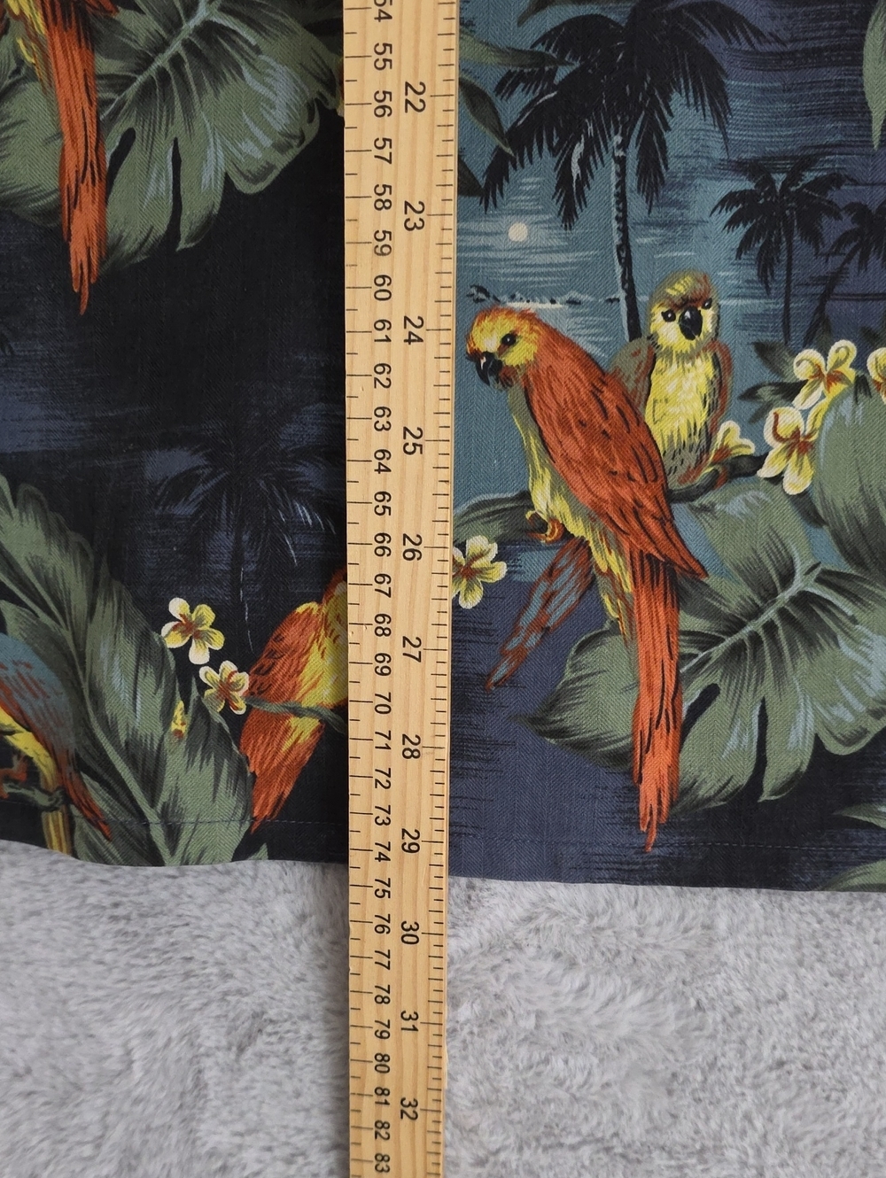 *Banana Cabana 100% Silk Hawaiian Shirt Mens Medium Parrot Tropical Camp Aloha - Picture 8 of 9
